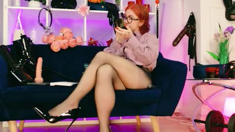 ella_kross online show from March 2026 08:52:02 AM