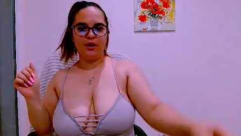 Ella online show from July 2026 05:49:02 PM