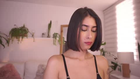 ELLA OWEN online show from April 2026 04:20:02 PM