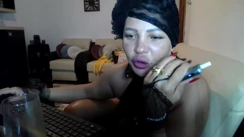 Ella online show from April 2026 06:49:01 PM