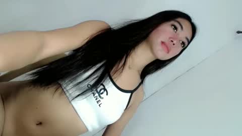 Snapshot of ella_walkerxxx chatting on May 2026 03:04:02 AM ella_walkerxxx online show from May 2026 03:04:02 AM