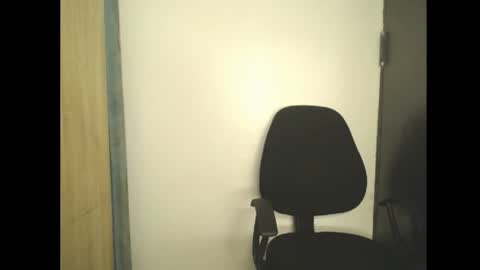 ella online show from May 2026 05:26:02 AM