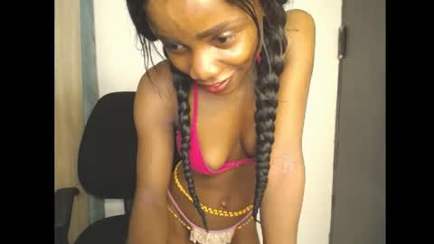 ella online show from May 2026 07:05:01 AM