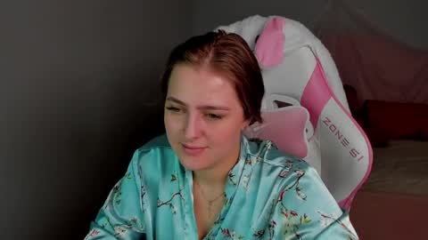 EllaBells online show from April 2026 05:19:08 AM