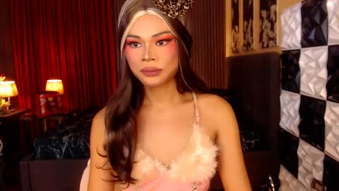 ellahemperialts online show from May 2026 09:59:02 AM