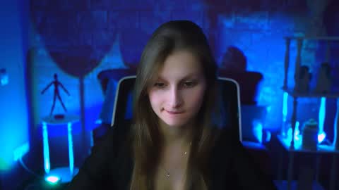 Ella online show from February 2025 03:43:02 PM