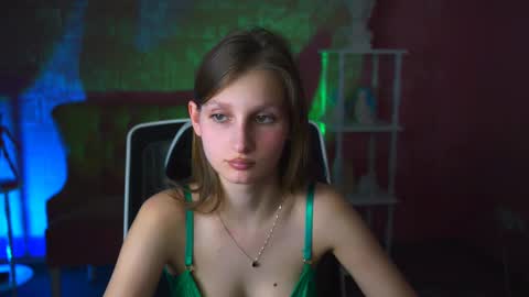 Ella online show from March 2025 01:18:01 PM