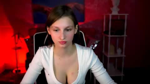 Ella online show from May 2026 12:13:01 PM