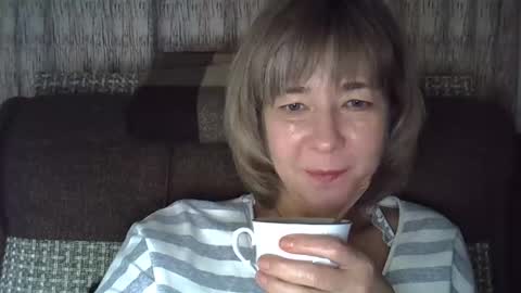 ellajohnsonx online show from December 2024 01:18:01 AM