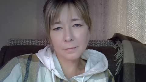 ellajohnsonx online show from September 2025 10:20:01 AM