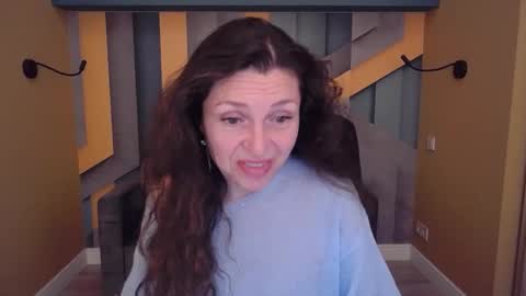 EllaLongs online show from May 2026 11:28:01 AM