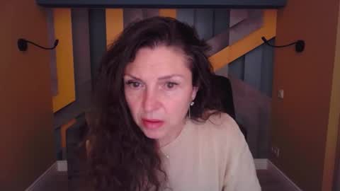 EllaLongs online show from May 2026 11:28:02 AM