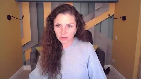 EllaLongs online show from May 2026 11:16:01 AM