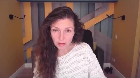 EllaLongs online show from May 2026 11:18:02 AM