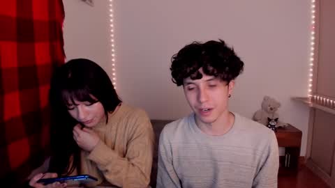 Ella and Cain online show from January 2025 10:24:01 PM