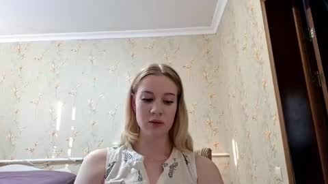 ellaygray online show from July 2026 03:10:01 PM