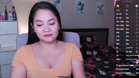 Snapshot of elleelle123 chatting on December 2024 04:55:02 AM Ann online show from December 2024 04:55:02 AM