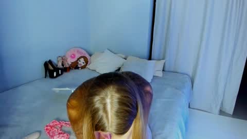 Snapshot of ellenmays chatting on February 2025 02:33:02 PM Ellen online show from February 2025 02:33:02 PM