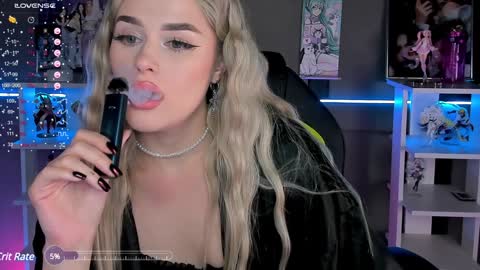 Snapshot of ellensoftt chatting on January 2025 09:30:02 PM Maria online show from January 2025 09:30:02 PM