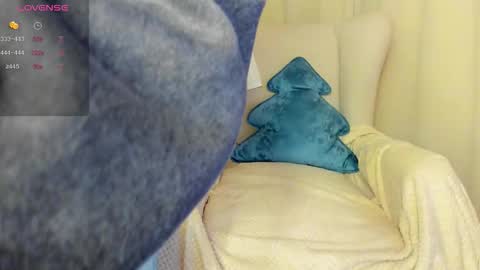 Snapshot of elli_anderson chatting on December 2025 02:41:02 AM elli_anderson online show from December 2025 02:41:02 AM