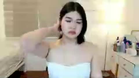 Snapshot of elliana_marie chatting on July 2026 05:34:01 AM Elliana online show from July 2026 05:34:01 AM
