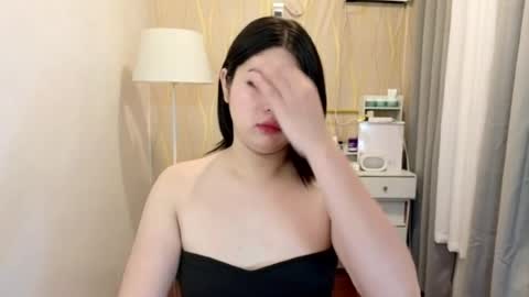 Snapshot of elliana_marie chatting on July 2026 06:11:02 AM Elliana online show from July 2026 06:11:02 AM