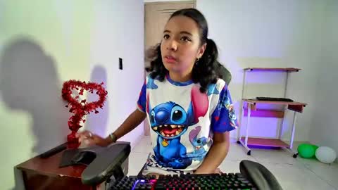 ellie_cute7 online show from May 2026 08:14:01 PM