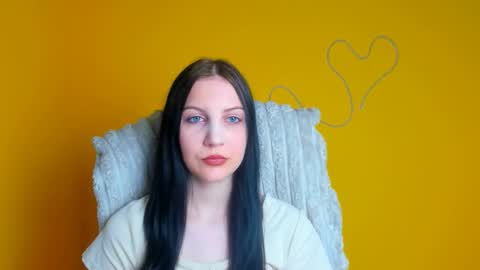 Snapshot of ellie_esmi chatting on May 2026 11:28:01 AM ellie_esmi online show from May 2026 11:28:01 AM