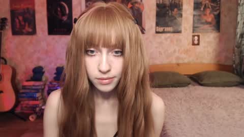 ellie_friendly online show from November 2025 12:20:02 AM