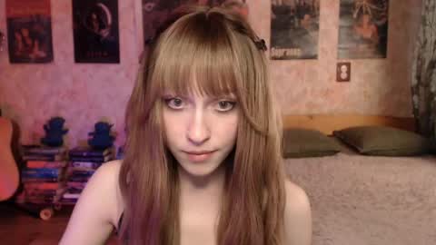 ellie_friendly online show from May 2026 12:23:02 PM