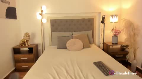 ellieadeline online show from June 2026 04:21:02 AM