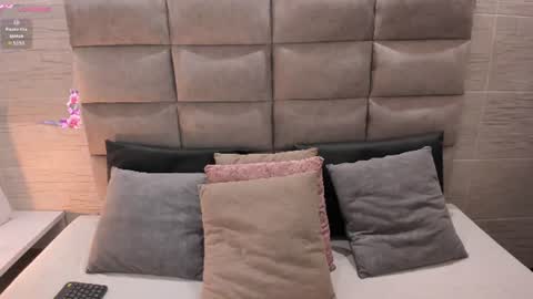 ellieadeline online show from July 2026 03:53:01 AM