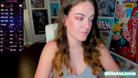 Snapshot of ellieandjonnie chatting on January 2025 10:09:01 PM Ellie Jonnie online show from January 2025 10:09:01 PM