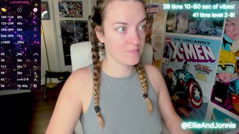 Snapshot of ellieandjonnie chatting on January 2025 12:38:01 PM Ellie Jonnie online show from January 2025 12:38:01 PM