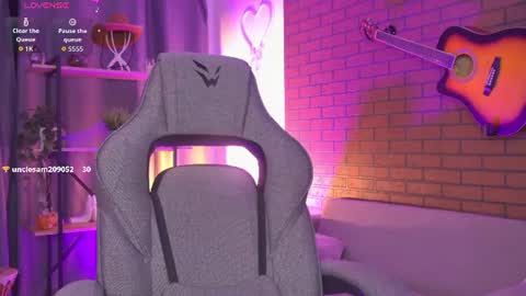 elliecutes online show from July 2026 10:39:01 AM