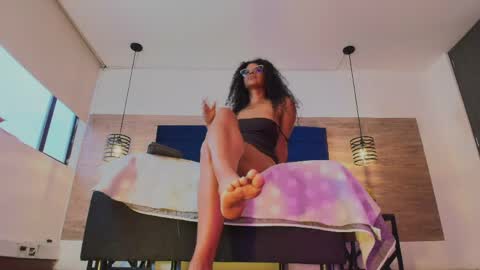 elliee_alves online show from April 2026 07:58:02 PM