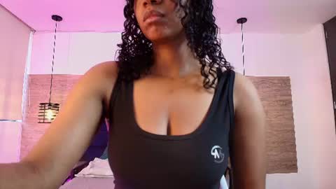 elliee_alves online show from June 2026 06:18:02 PM