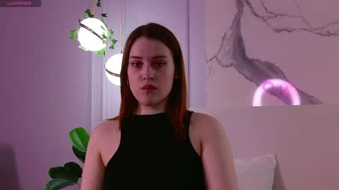 elliegarson__ online show from May 2026 05:07:02 PM