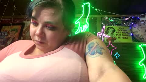 Ellie Louise online show from January 2025 02:25:01 AM