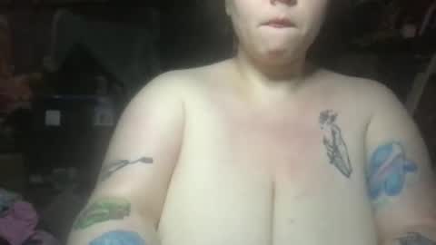 Ellie Louise online show from May 2026 09:22:02 PM