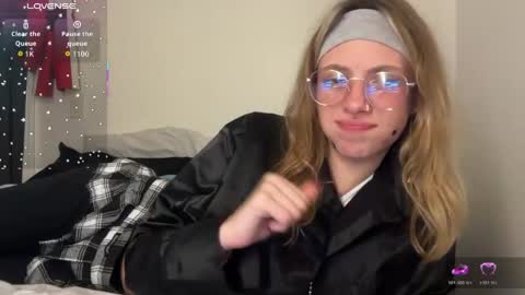 ellie online show from May 2026 07:39:02 AM