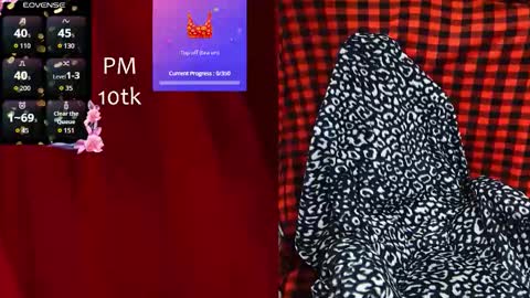 Snapshot of elliemoor chatting on November 2025 08:04:01 AM Elizabeth online show from November 2025 08:04:01 AM