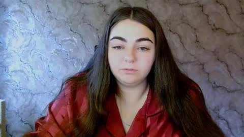 Ellie online show from October 2025 05:06:01 AM