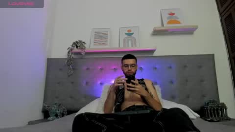 ELLIOT  online show from June 2026 03:38:02 PM