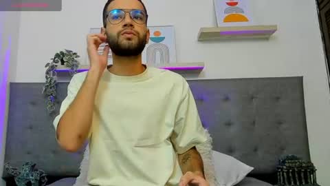 ELLIOT  online show from June 2026 03:34:02 PM