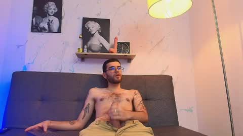 ELLIOT  online show from July 2026 12:24:01 AM