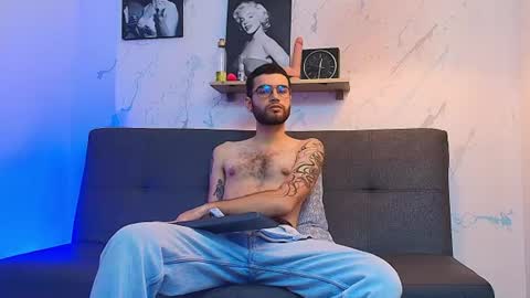 ELLIOT  online show from July 2026 09:57:01 PM