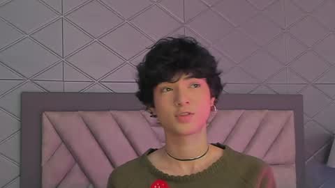 elliotvolkov online show from June 2026 05:43:02 AM