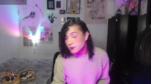 Snapshot of ellis_flowers chatting on October 2025 10:10:02 PM . online show from October 2025 10:10:02 PM