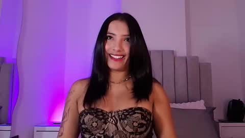 Snapshot of ellisrossi chatting on December 2025 07:00:01 PM Ellis online show from December 2025 07:00:01 PM